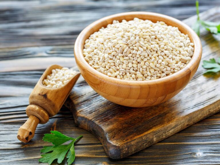 Ziarna kaszy. OBRAZEK W ARTYKULE Jak ugotować kaszę pęczak? Proste i skuteczne sposoby jak ugotować kaszę pęczak