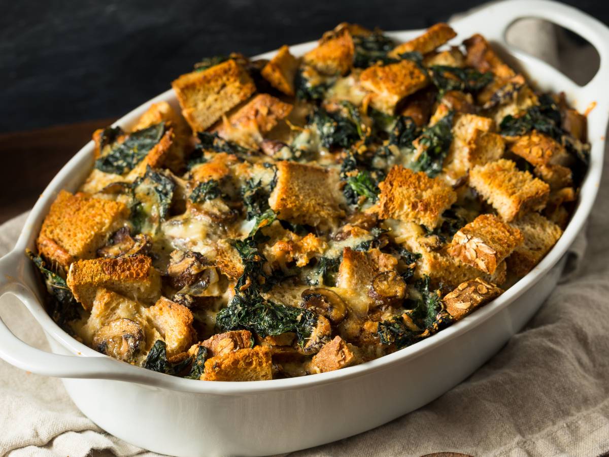 Pomysł na eleganckie podanie chlebowego puddingu