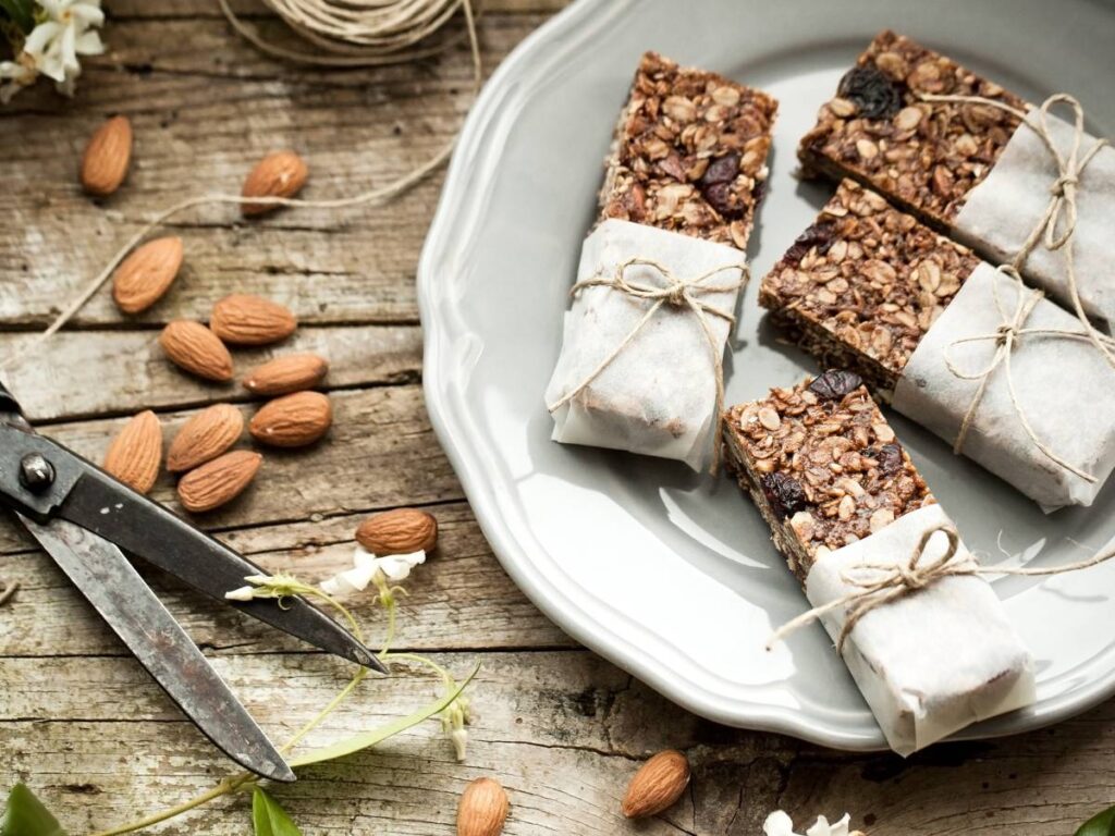 Elegancko zapakowane batony musli